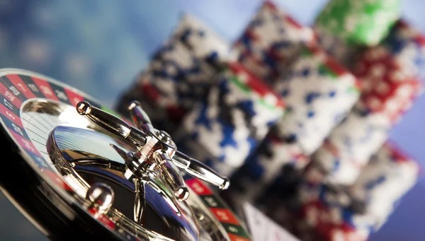 মোবাইল পেমেন্ট অপশন এবং নিরাপত্তা বৈশিষ্ট্য